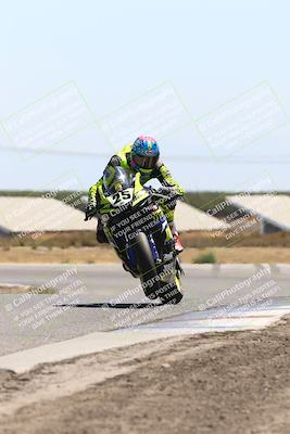 media/Aug-03-2025-TrackDaz (Sun) [[bf4a71acf9]]/A Group/12pm (Wheelie Bump)/